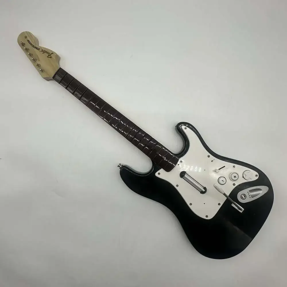 Rock Band 2 Fender Stratocaster Model NWGTS2 Guitar Controller for Wii NO DONGLE